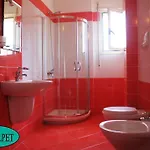 Casa de hóspedes Helpet 2*