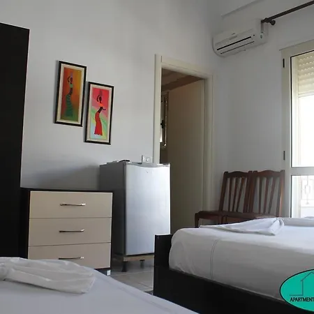 Helpet Gasthof Radhimë